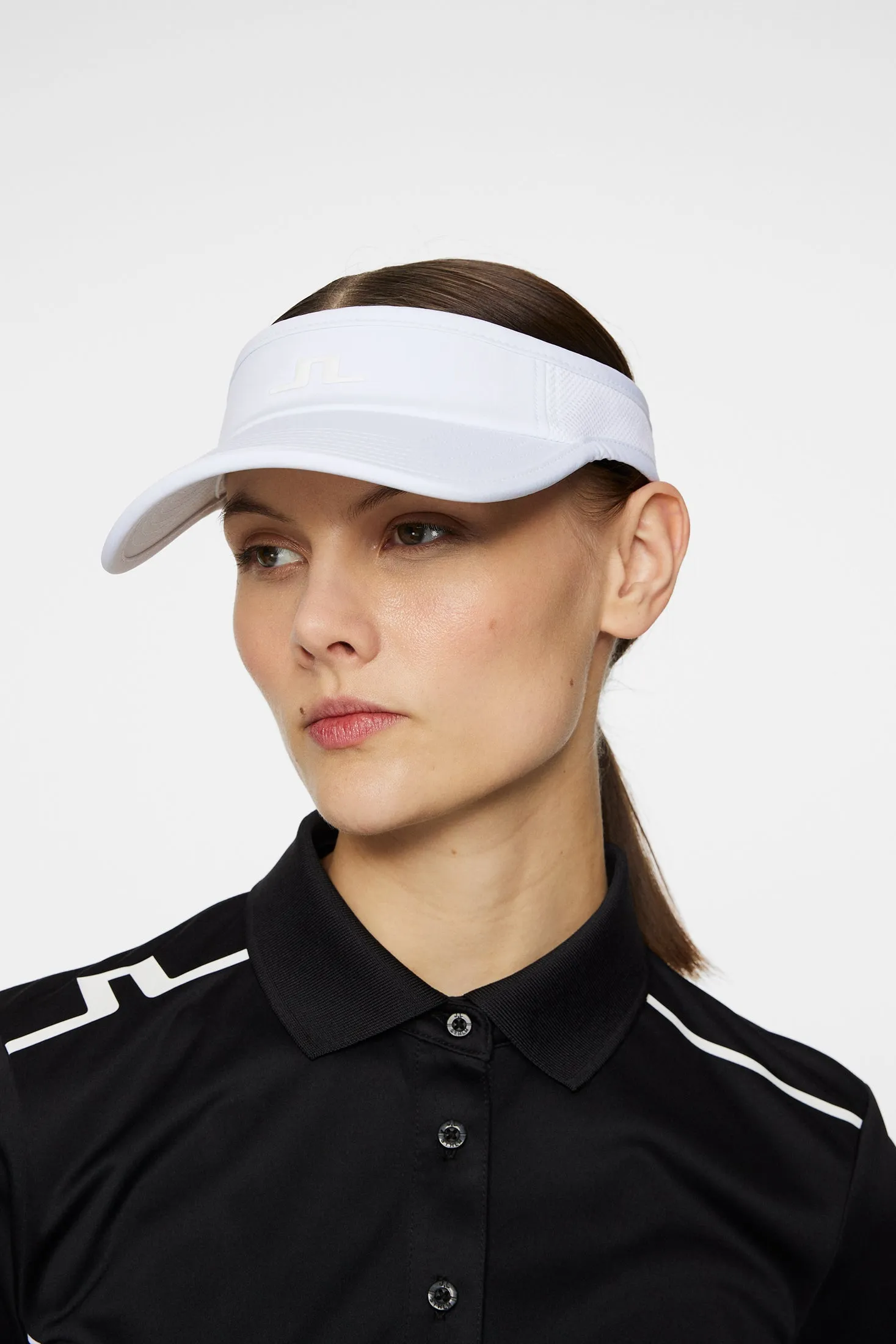 Attain visor / White