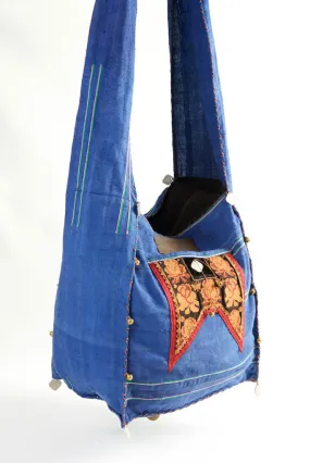 Earth Kiss Sling Tote (Wholesale)