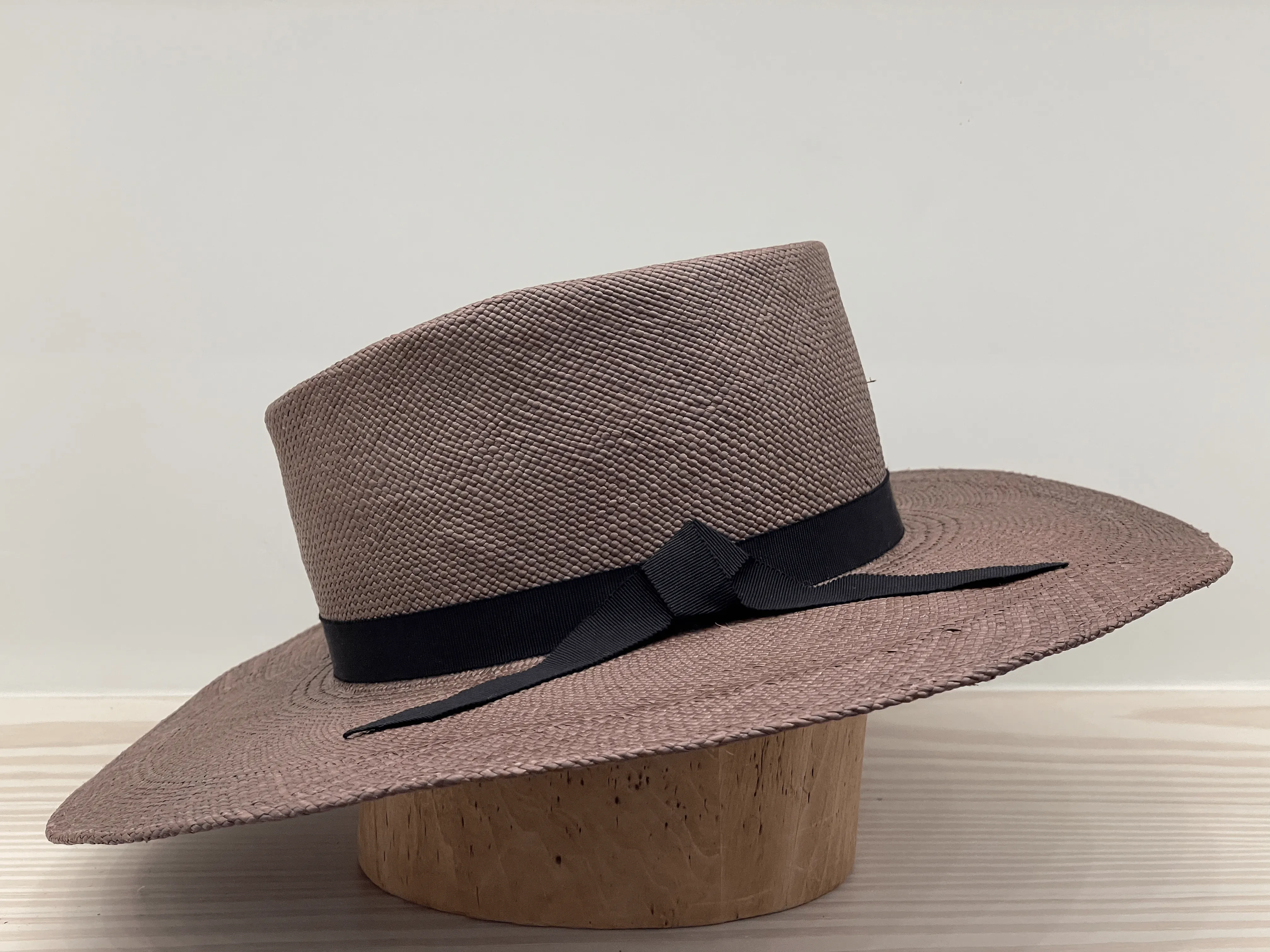 Esthella Hat in Mocha