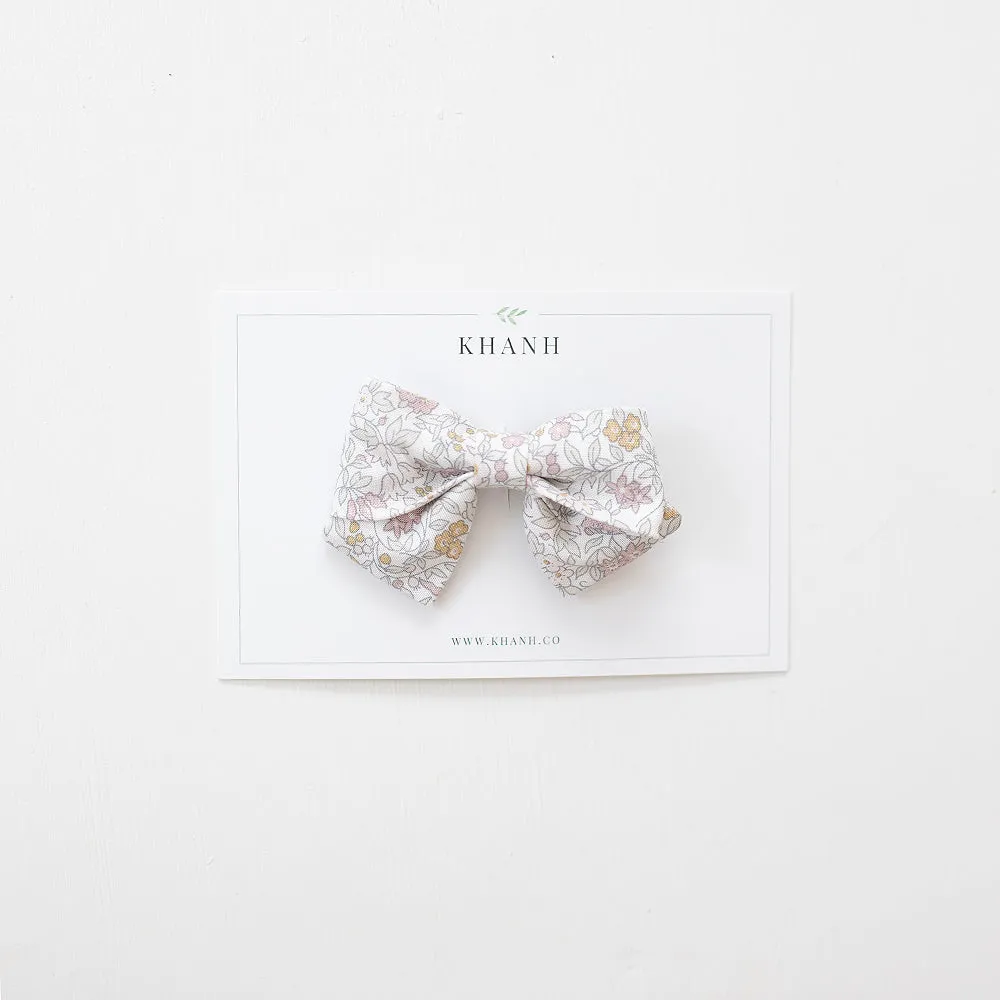 Julianne | Medium Sailor Bow