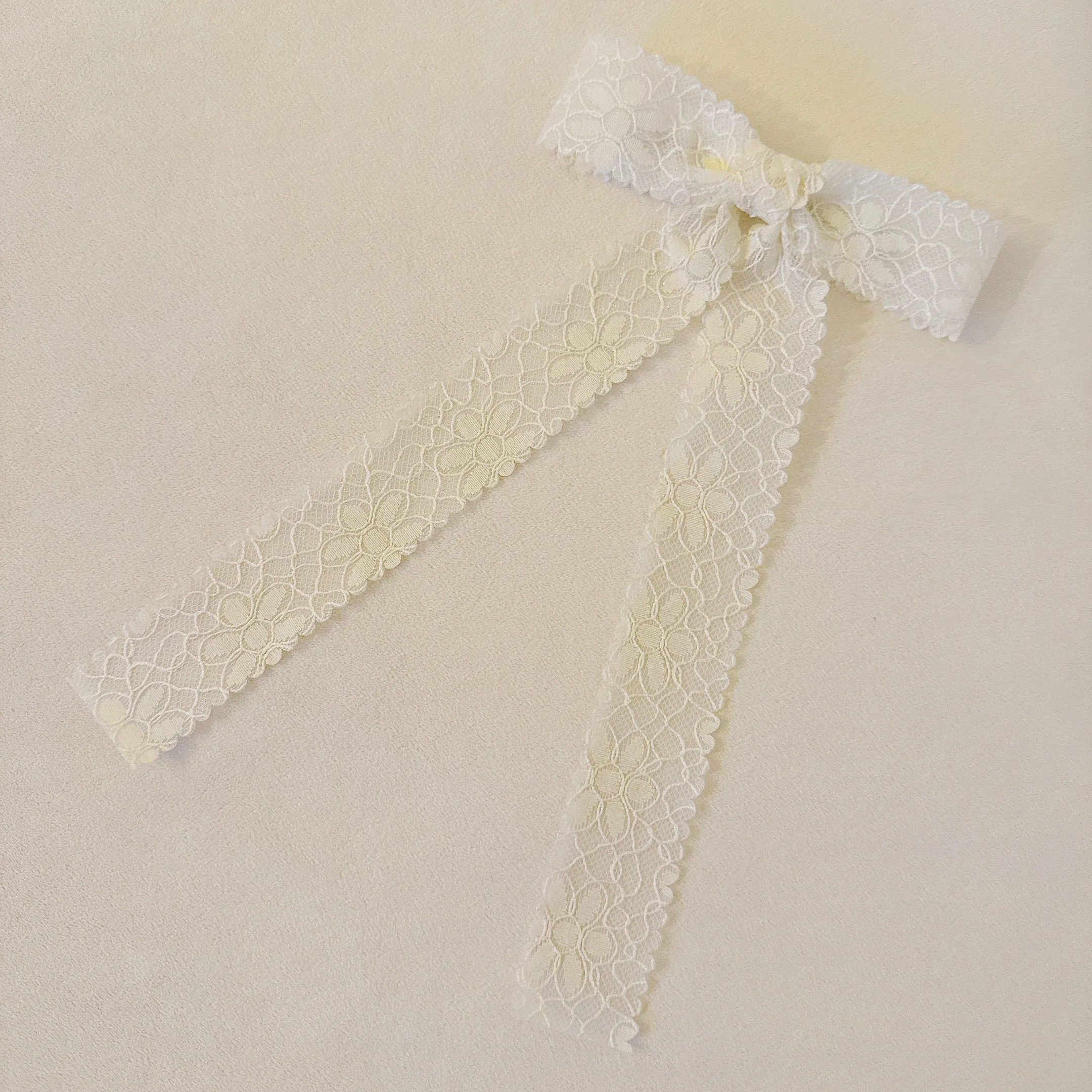 Lace Belle Bow Hair Clip