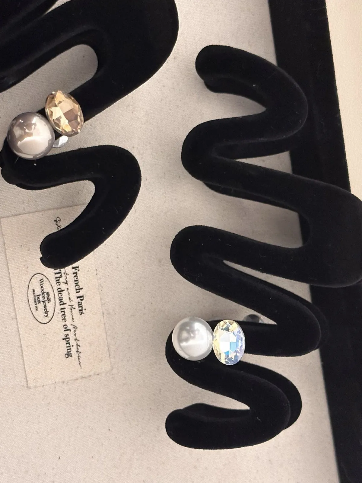 Strong Hold Large Pearl Claw Clips