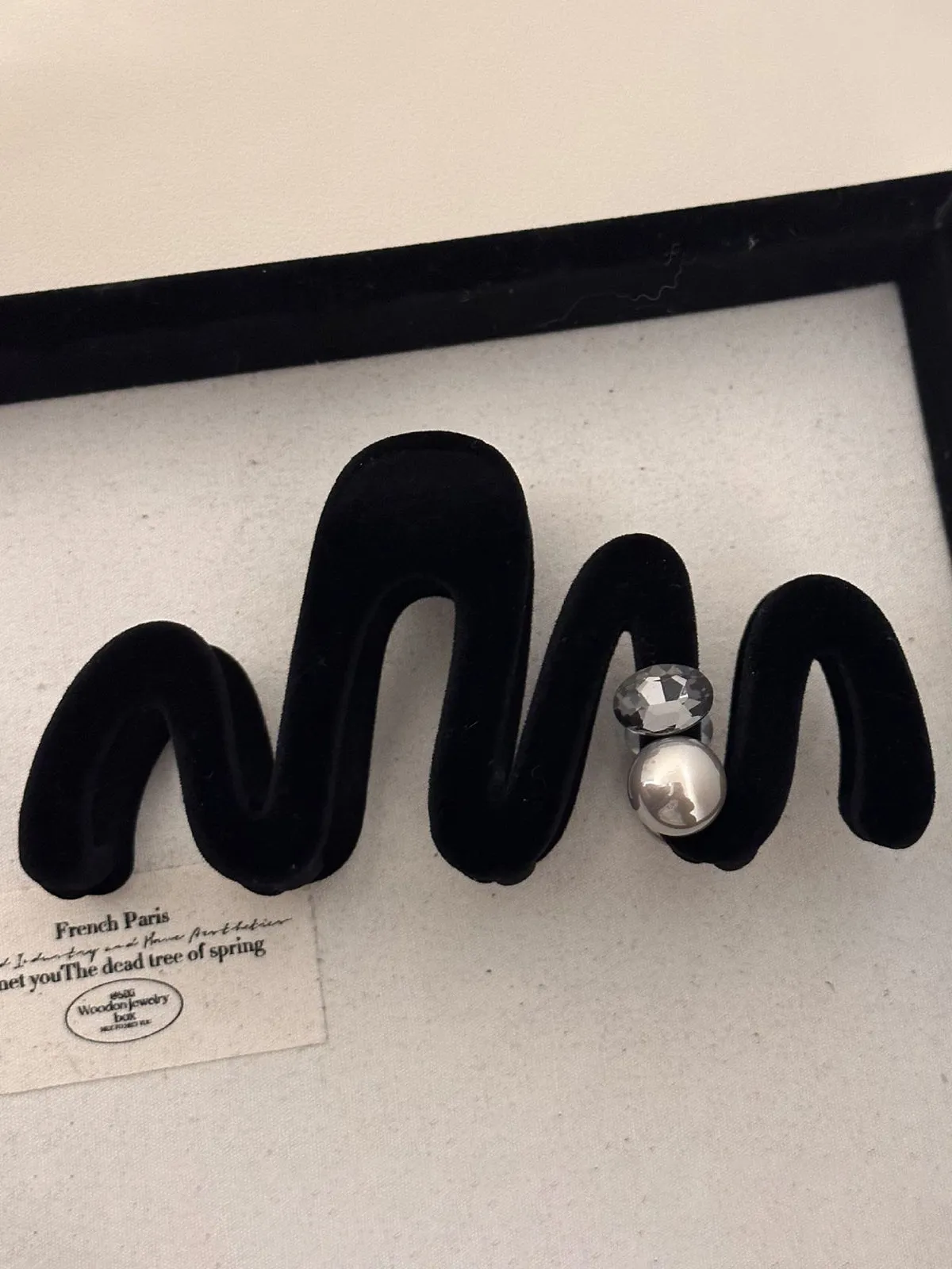 Strong Hold Large Pearl Claw Clips