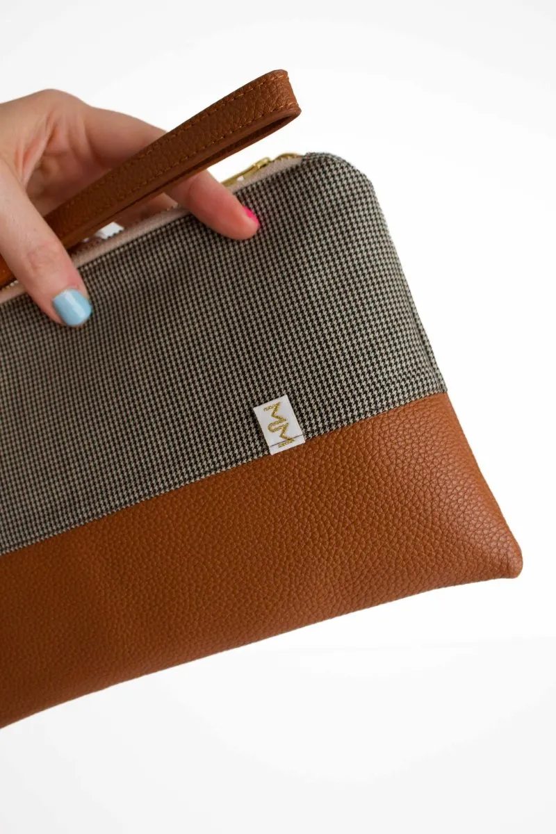 Vintage Houndstooth Convertible Crossbody Wristlet  with Compartments