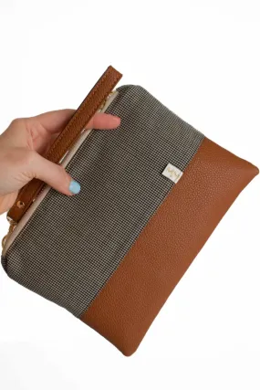 Vintage Houndstooth Convertible Crossbody Wristlet  with Compartments