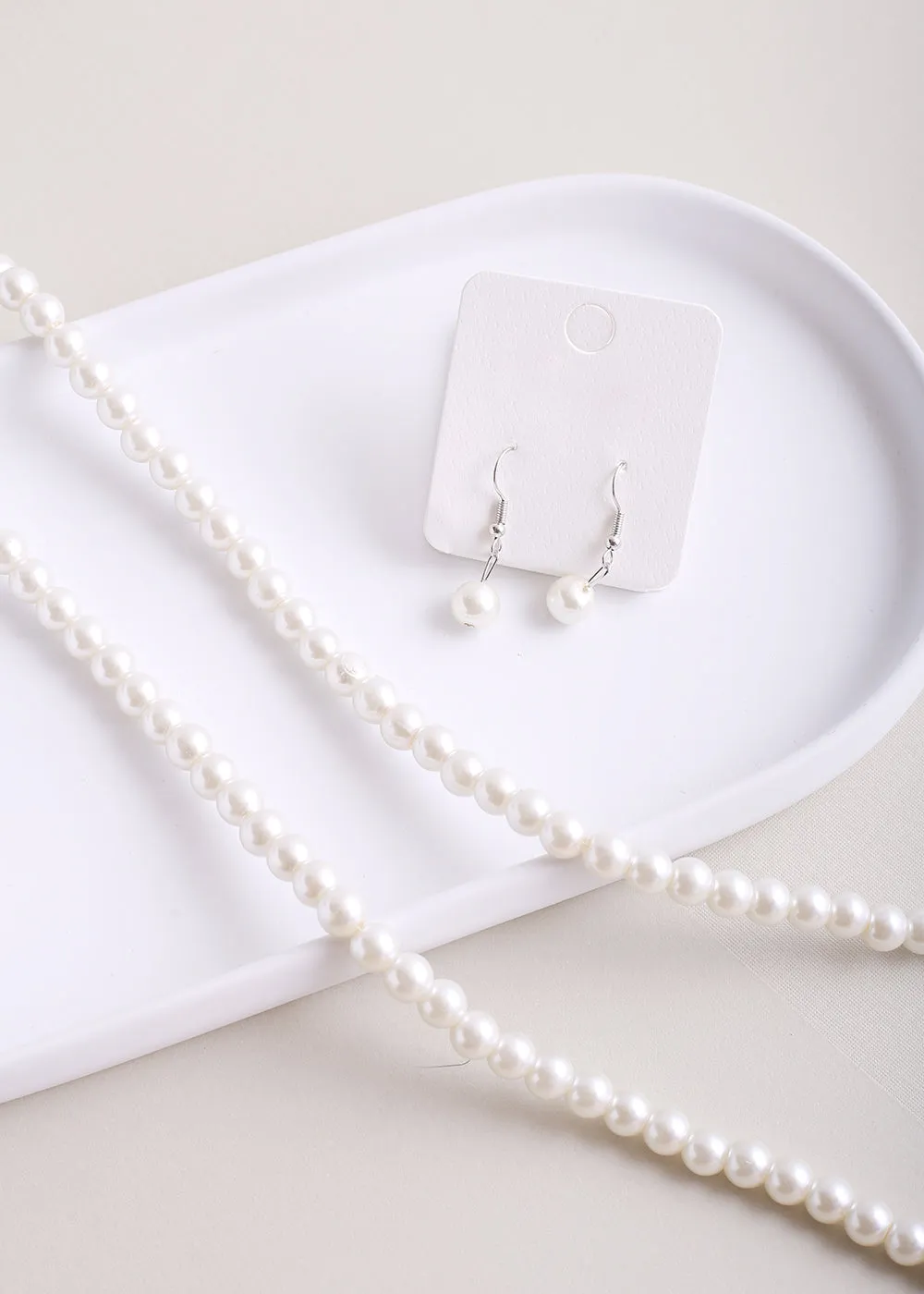 White Pearl Necklace